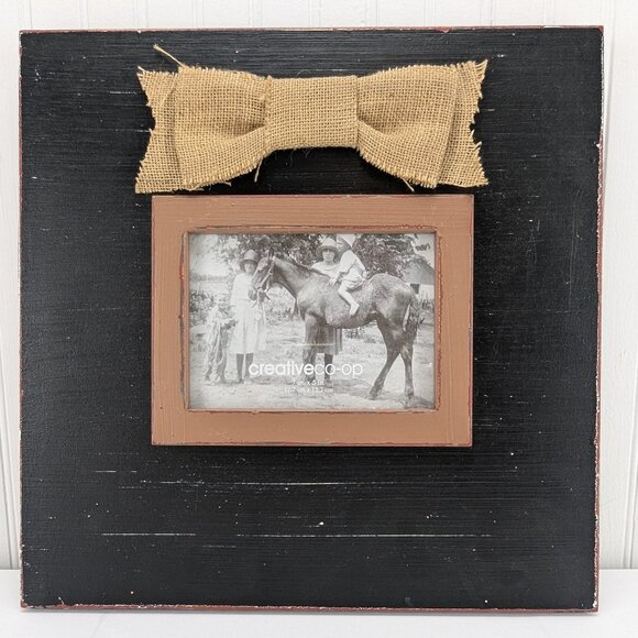 Creative Co-op Wooden Frame Holds 7" x 5" Black Twine Bow Wall Hanging Decor - Picture 1 of 9